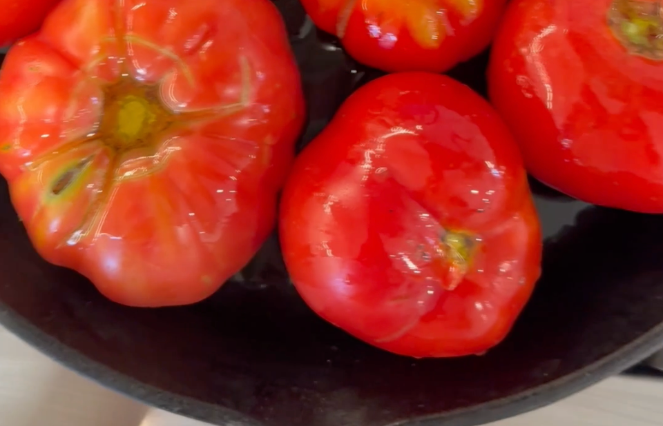 Dairy Free Creamy Roasted Tomato Sauce